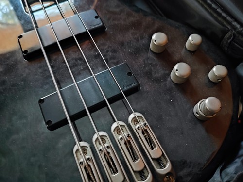 Basse ibanez cordes active - 4,