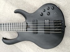 Guitare basse électrique